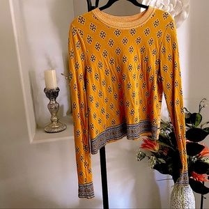 Free People lightweight sweater blouse large